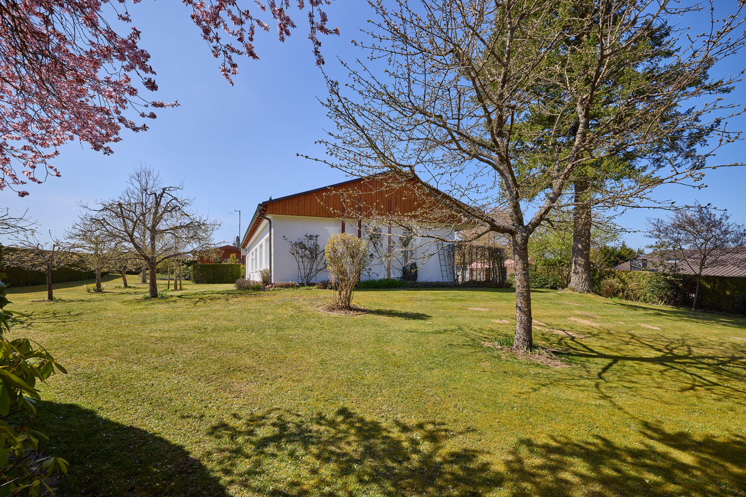 Bungalow II, Seitenansicht