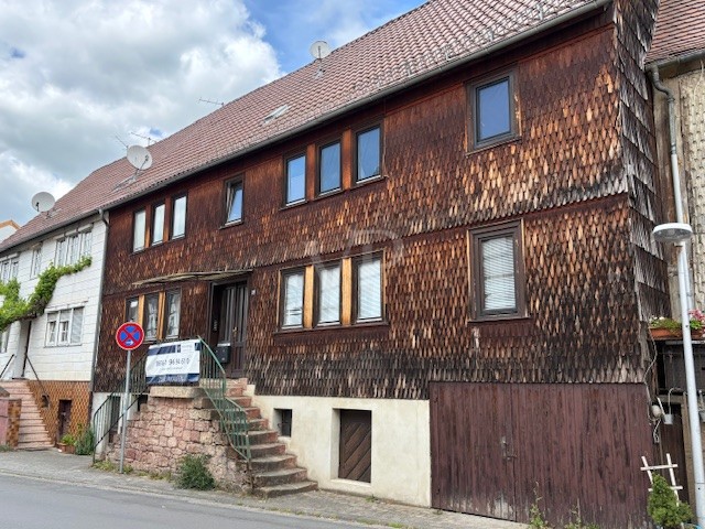 Straßenansicht