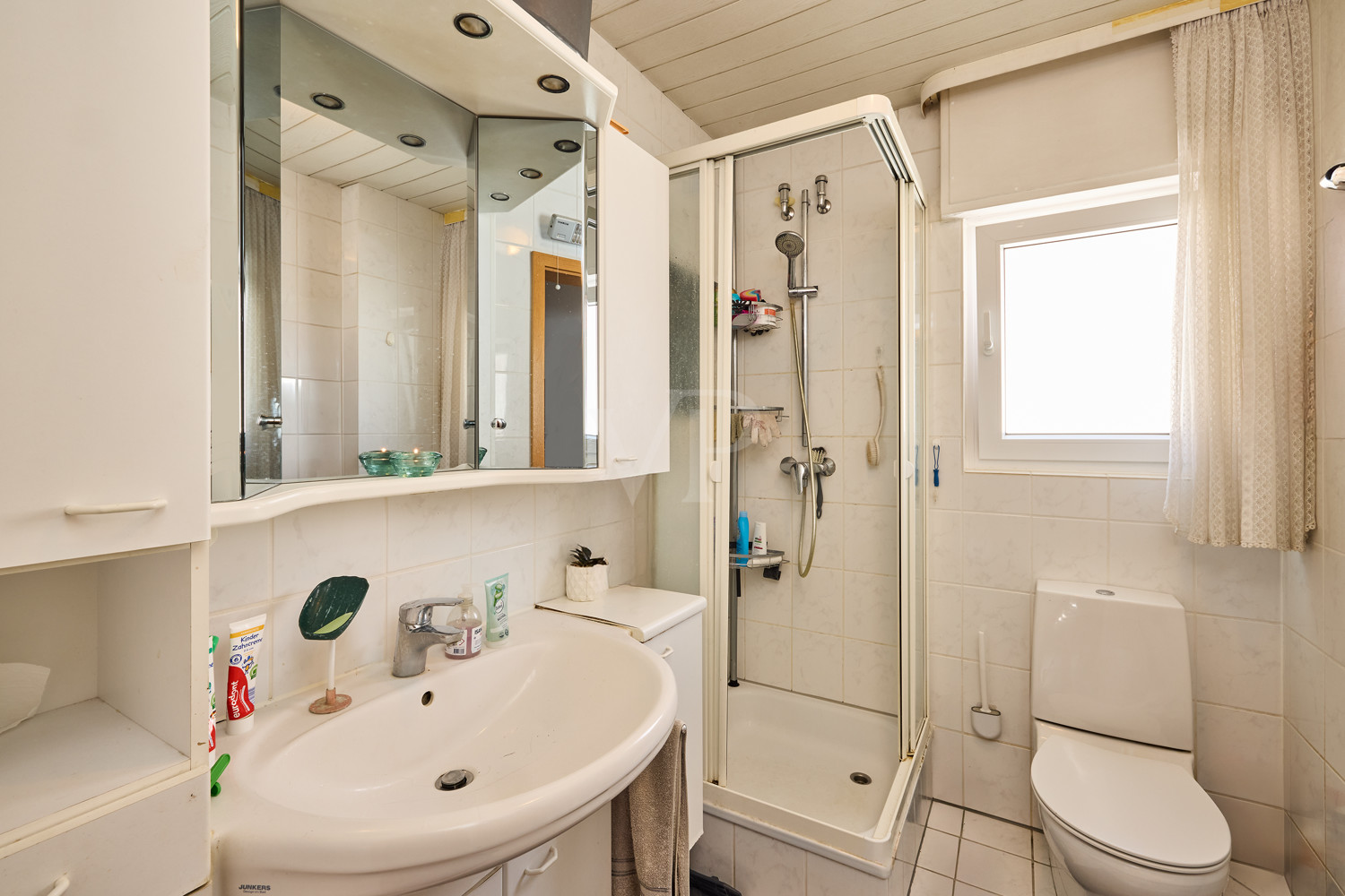 Badezimmer 1. OG