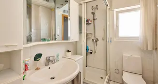 von_poll_real_estate_property_25177018_image_8