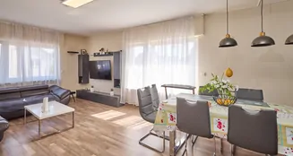 von_poll_real_estate_property_25177018_image_7