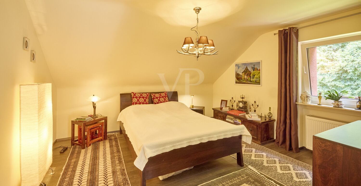 Schlafzimmer OG