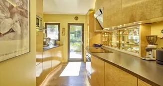 von_poll_real_estate_property_25177021_image_12