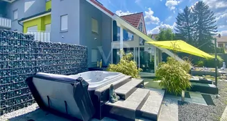 von_poll_real_estate_property_25177026_image_1