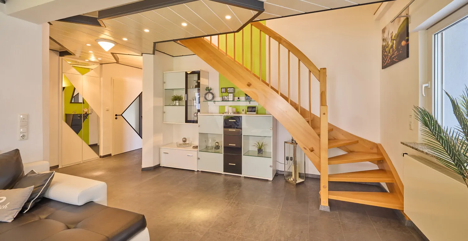 Treppe DG Wohnung III