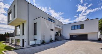 von_poll_real_estate_property_25177023a_image_3