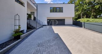 von_poll_real_estate_property_25177023a_image_4