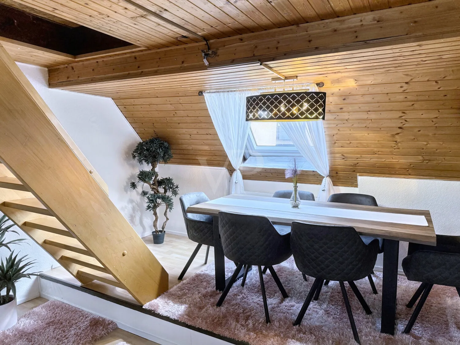 2. OG Wohn/ Essbereich