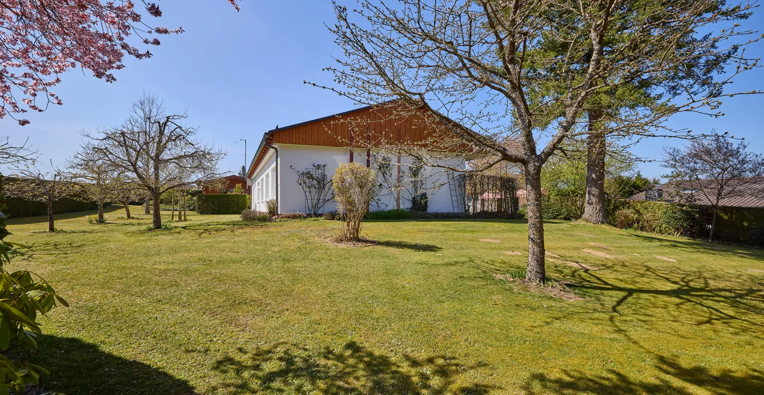 Bungalow II, Seitenansicht