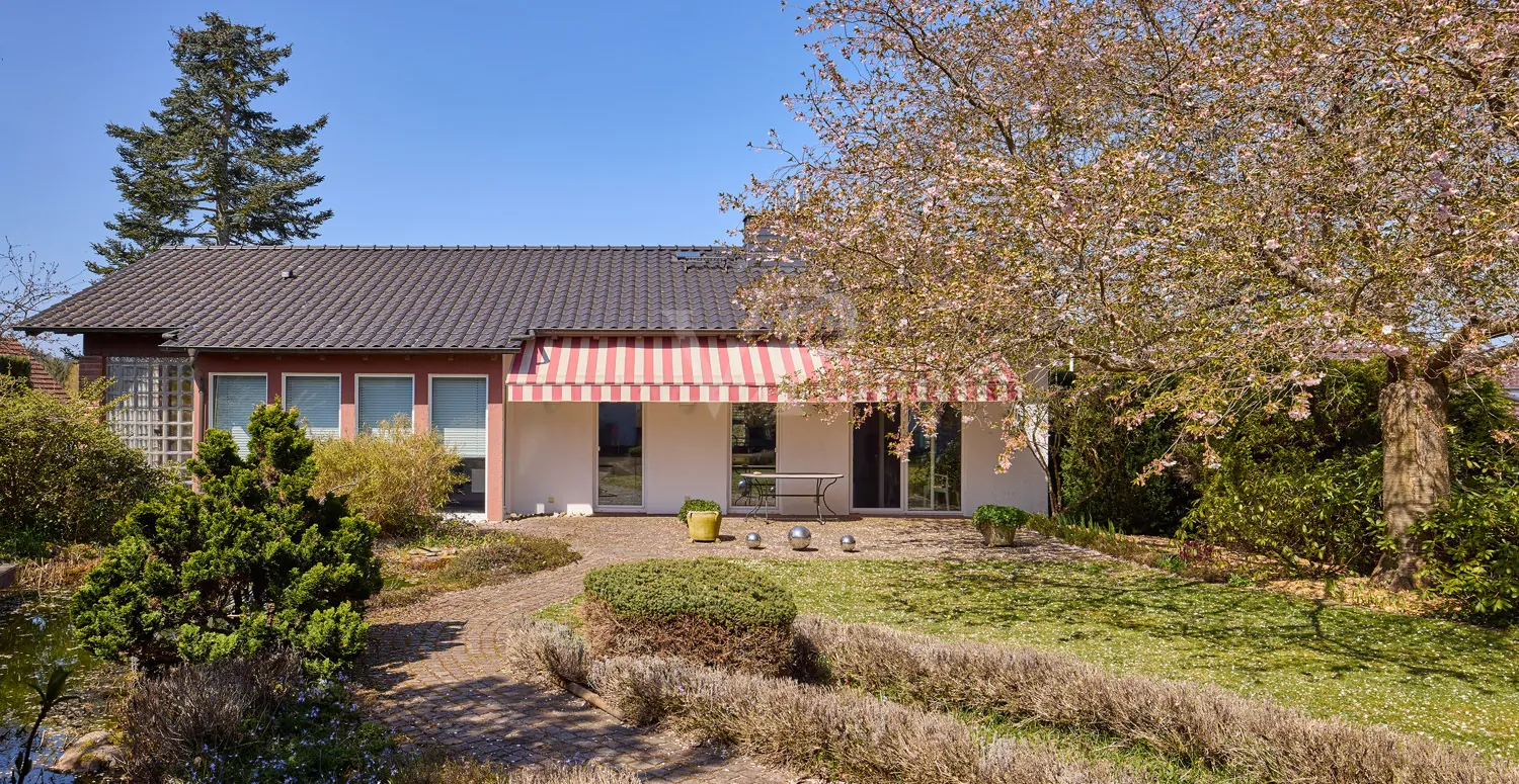 Bungalow I, Rückansicht