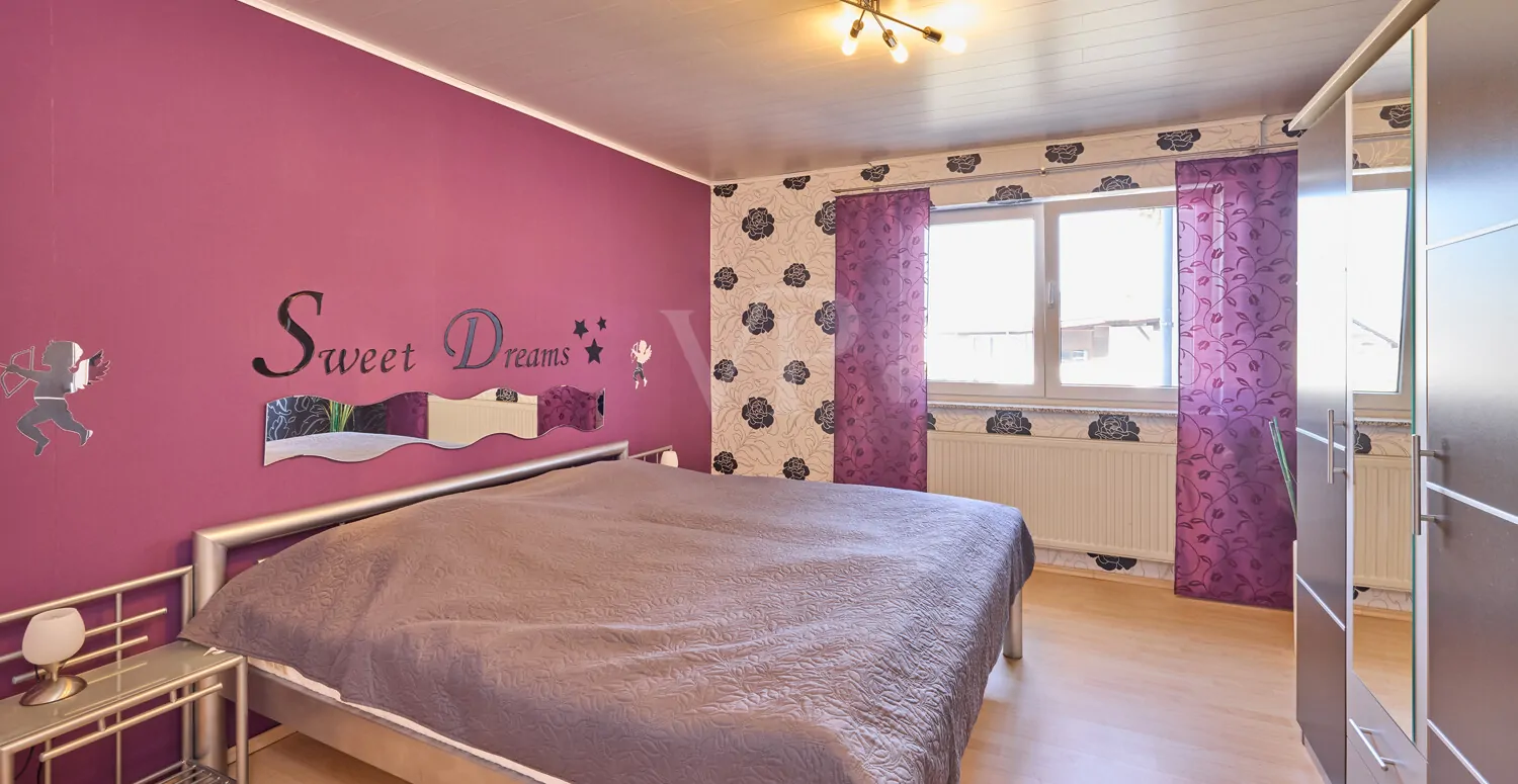 Schlafzimmer I/ Wohnung II