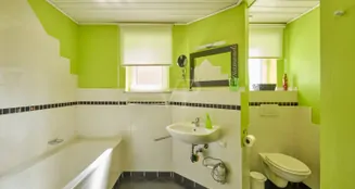 von_poll_real_estate_property_25177026a_image_18