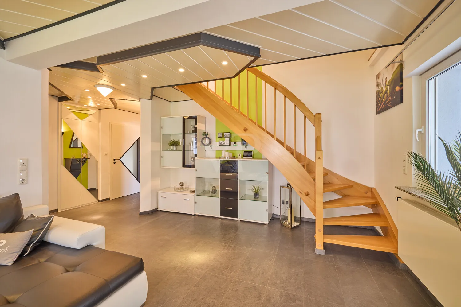 Treppe DG Wohnung III