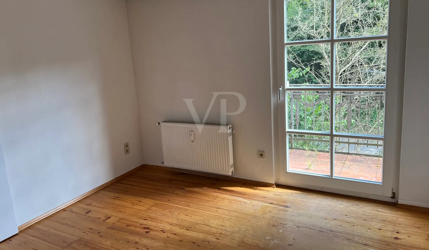 OG, Schlafzimmer III mit Balkonzugang