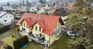 von_poll_real_estate_property_25179018_image_0