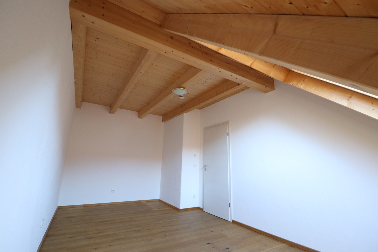 Schlafzimmer III
