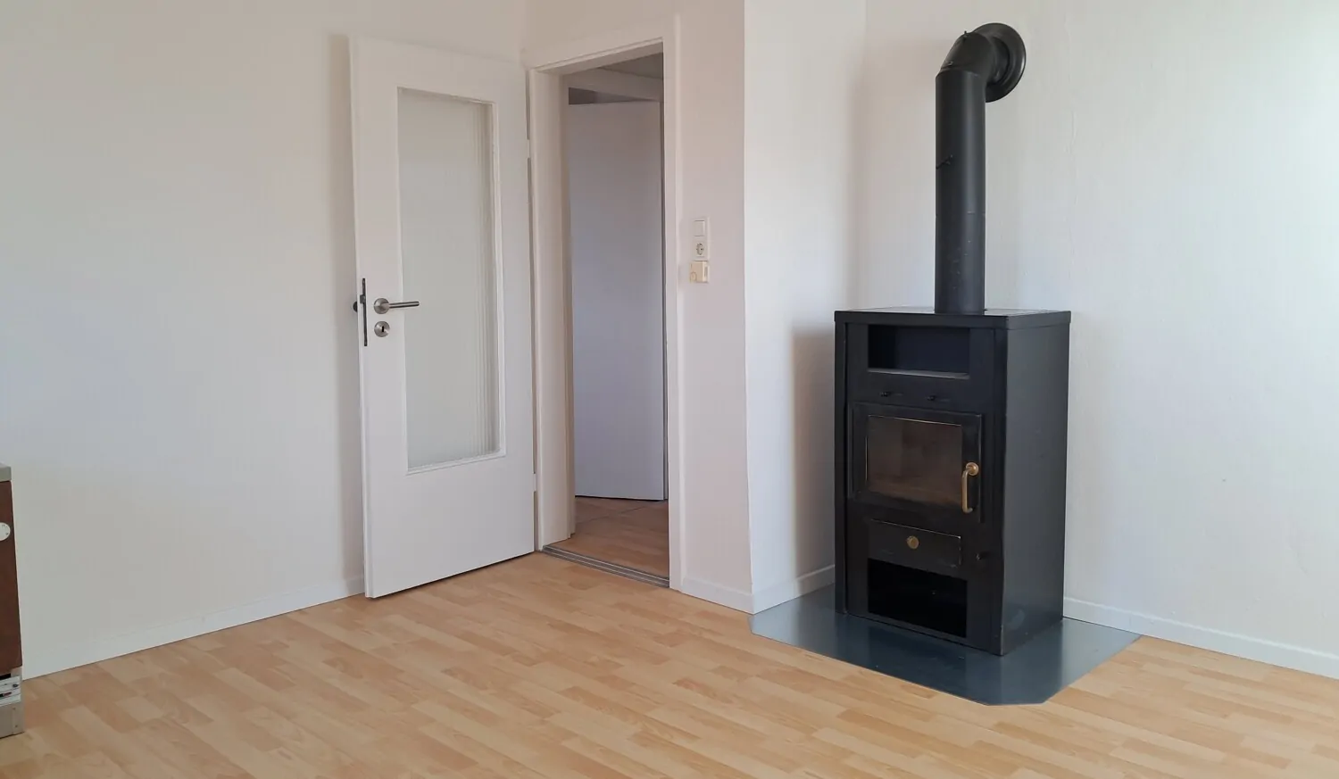 Wohnzimmer mit Kamin