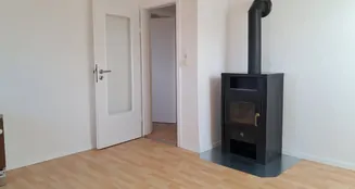 von_poll_real_estate_property_25179068_image_0