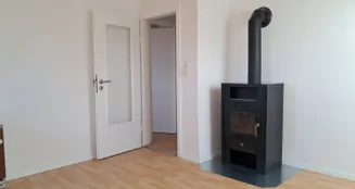 von_poll_real_estate_property_25179068_image_0