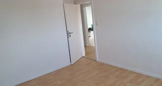 von_poll_real_estate_property_25179068_image_5