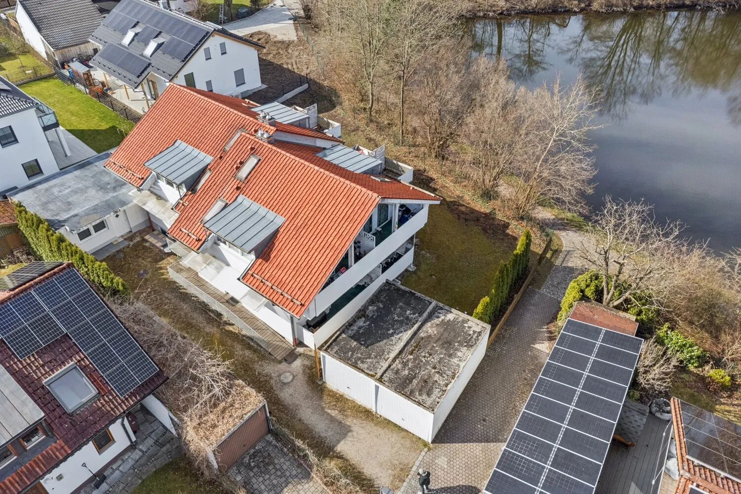 Attraktive, ruhige Lage am Eichenauer Weiher