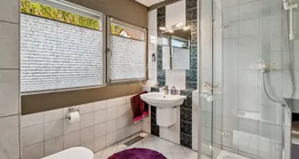 von_poll_real_estate_property_25199019_image_7