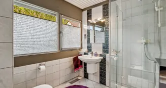 von_poll_real_estate_property_25199019_image_7