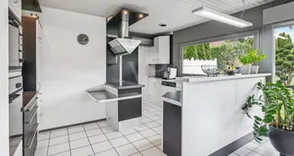 von_poll_real_estate_property_25199019_image_3