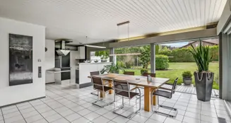 von_poll_real_estate_property_25199019_image_2