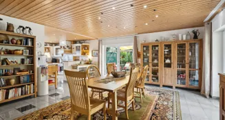 von_poll_real_estate_property_25199728_image_2