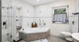 von_poll_real_estate_property_25199728_image_6