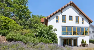 von_poll_real_estate_property_25199011_image_0