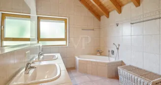 von_poll_real_estate_property_25199011_image_8