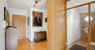 von_poll_real_estate_property_25199011_image_10