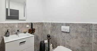 von_poll_real_estate_property_25199024_image_11