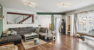 von_poll_real_estate_property_25199602_image_11