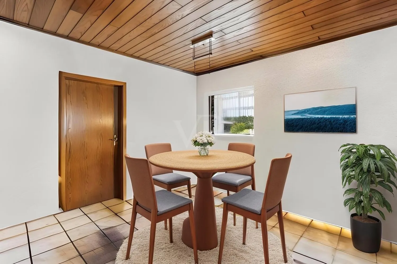 Esszimmer-EG-KI bearbeitet