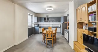 von_poll_real_estate_property_25199202_image_3