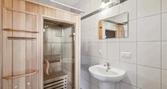 von_poll_real_estate_property_25199045_image_12