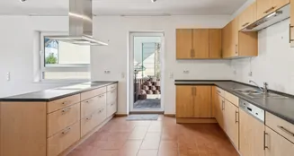 von_poll_real_estate_property_25199045_image_5