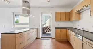 von_poll_real_estate_property_25199045_image_5