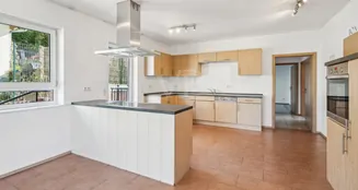 von_poll_real_estate_property_25199045_image_4