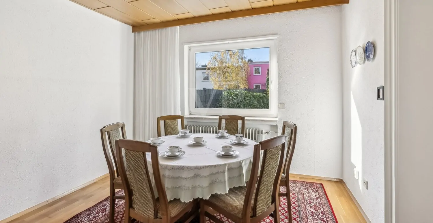 Ess- oder Arbeitszimmer