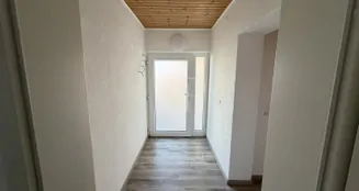 von_poll_real_estate_property_25199603_image_4