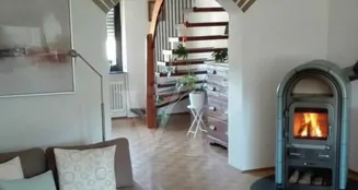 von_poll_real_estate_property_25199225_image_0