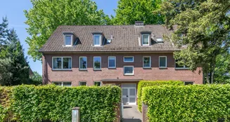 von_poll_real_estate_property_25132016_image_0