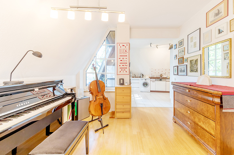Möglicher Essbereich oder Musikzimmer