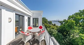 von_poll_real_estate_property_25132023_image_9