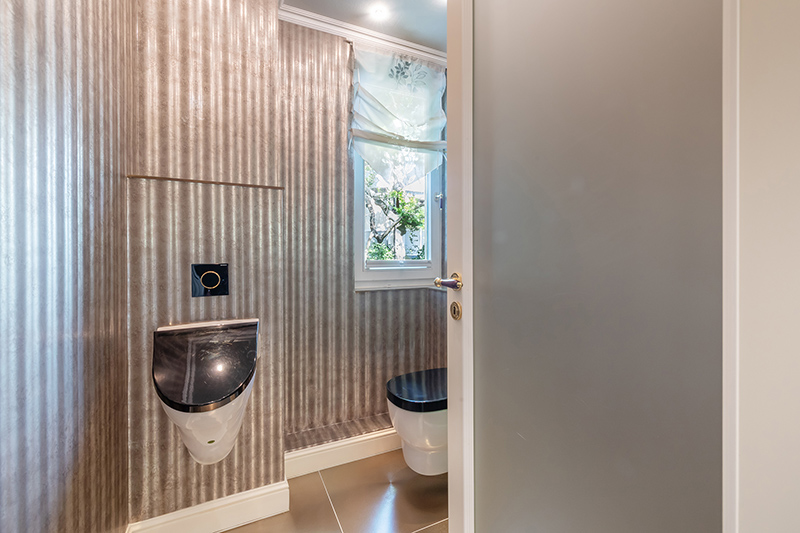 ... samt separater Toilette