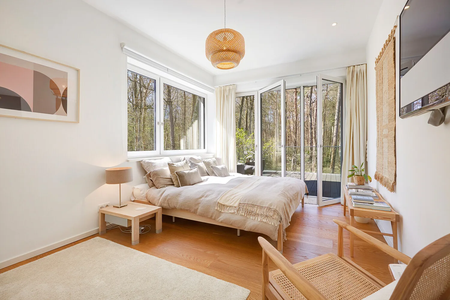 Schlafzimmer mit Balkon ...
